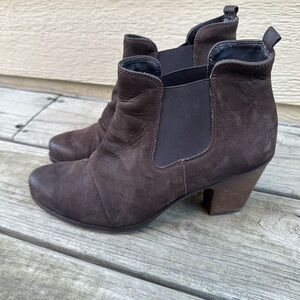 Paul Green brown Suede Leather Booties size 7.5